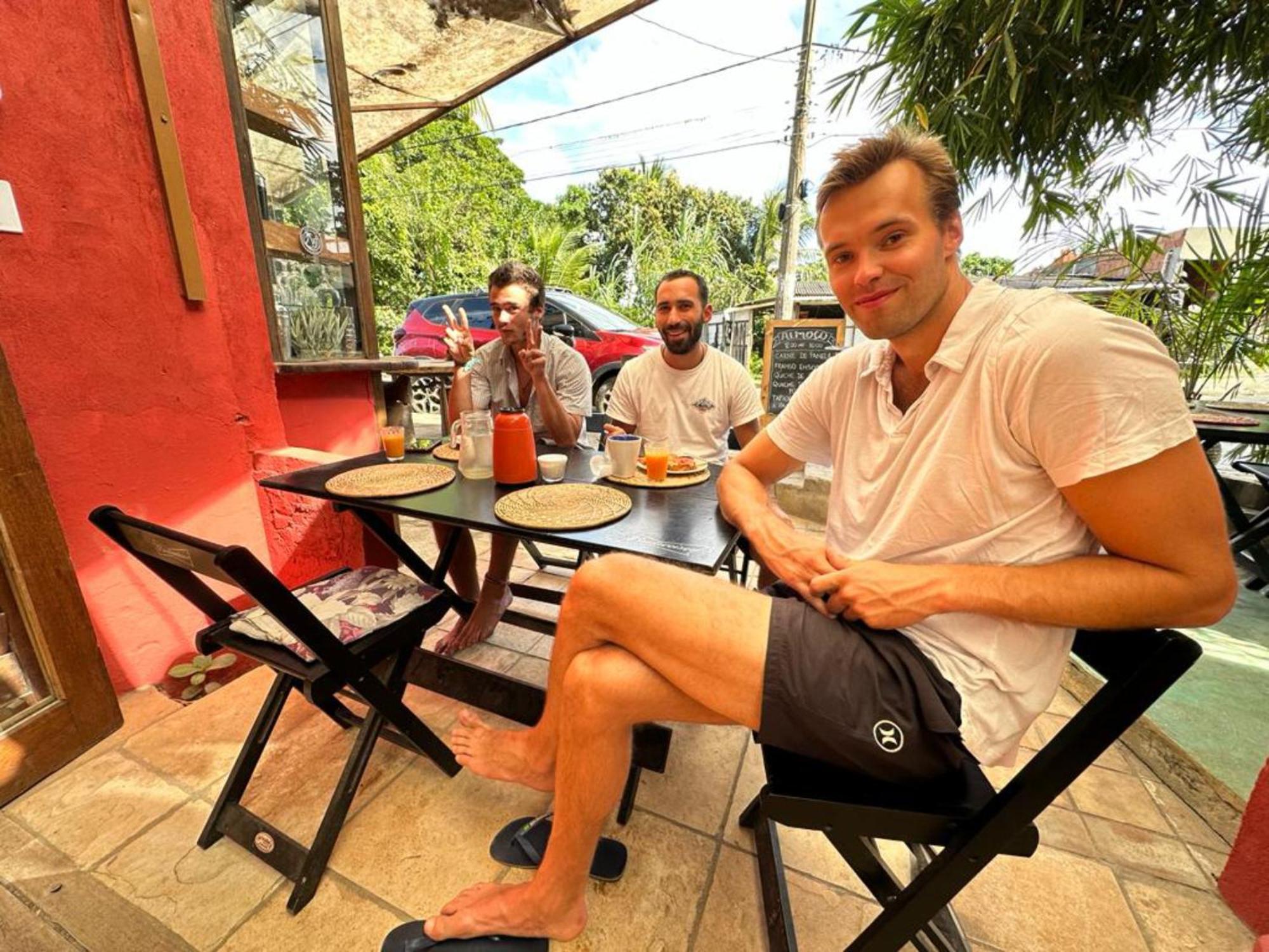 Mais Que Nada Itacare - Hostel, Bar & Breakfast 外观 照片